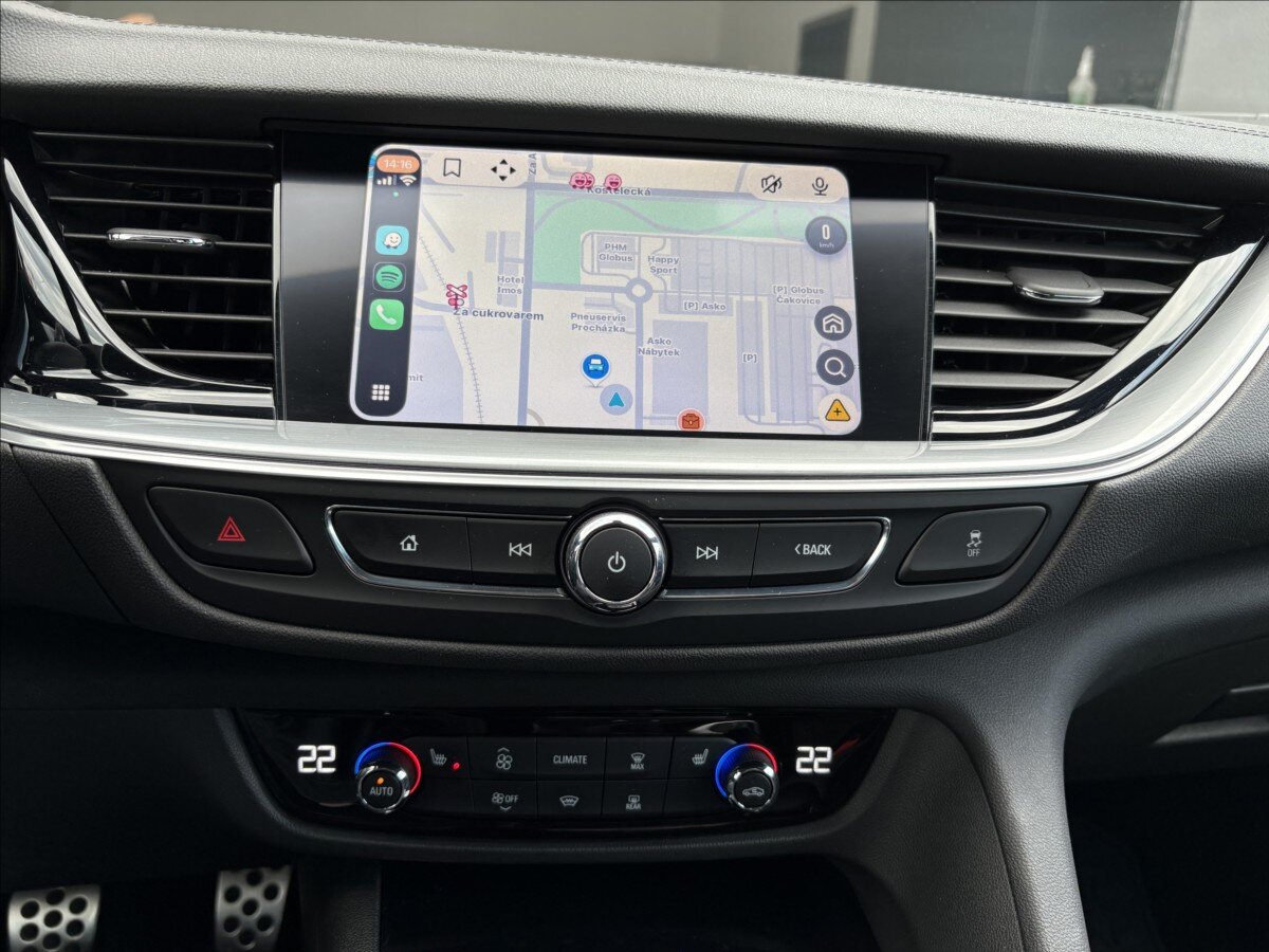 Opel Insignia Hatchback 2,0 l 128 kw