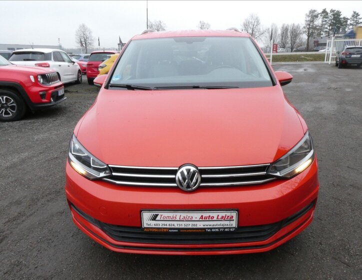 Volkswagen Touran 2