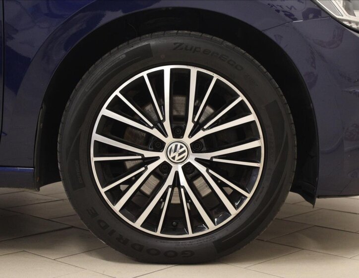 Volkswagen Touran Kombi 2,0 l 110 kw