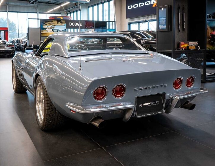 Chevrolet Corvette 6