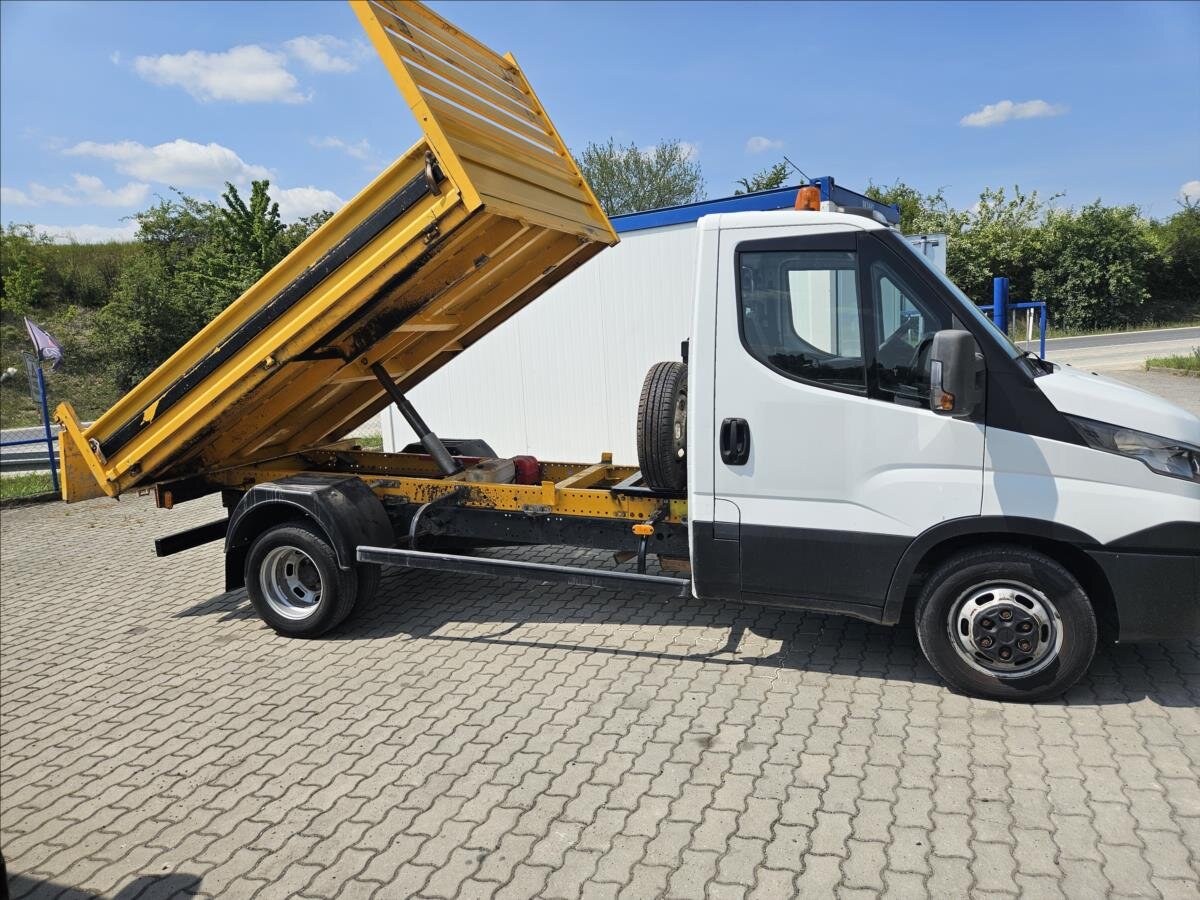 Iveco Daily Sklápěč 2,3 l 93 kw