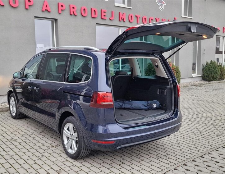 Volkswagen Sharan Kombi 2,0 l 110 kw