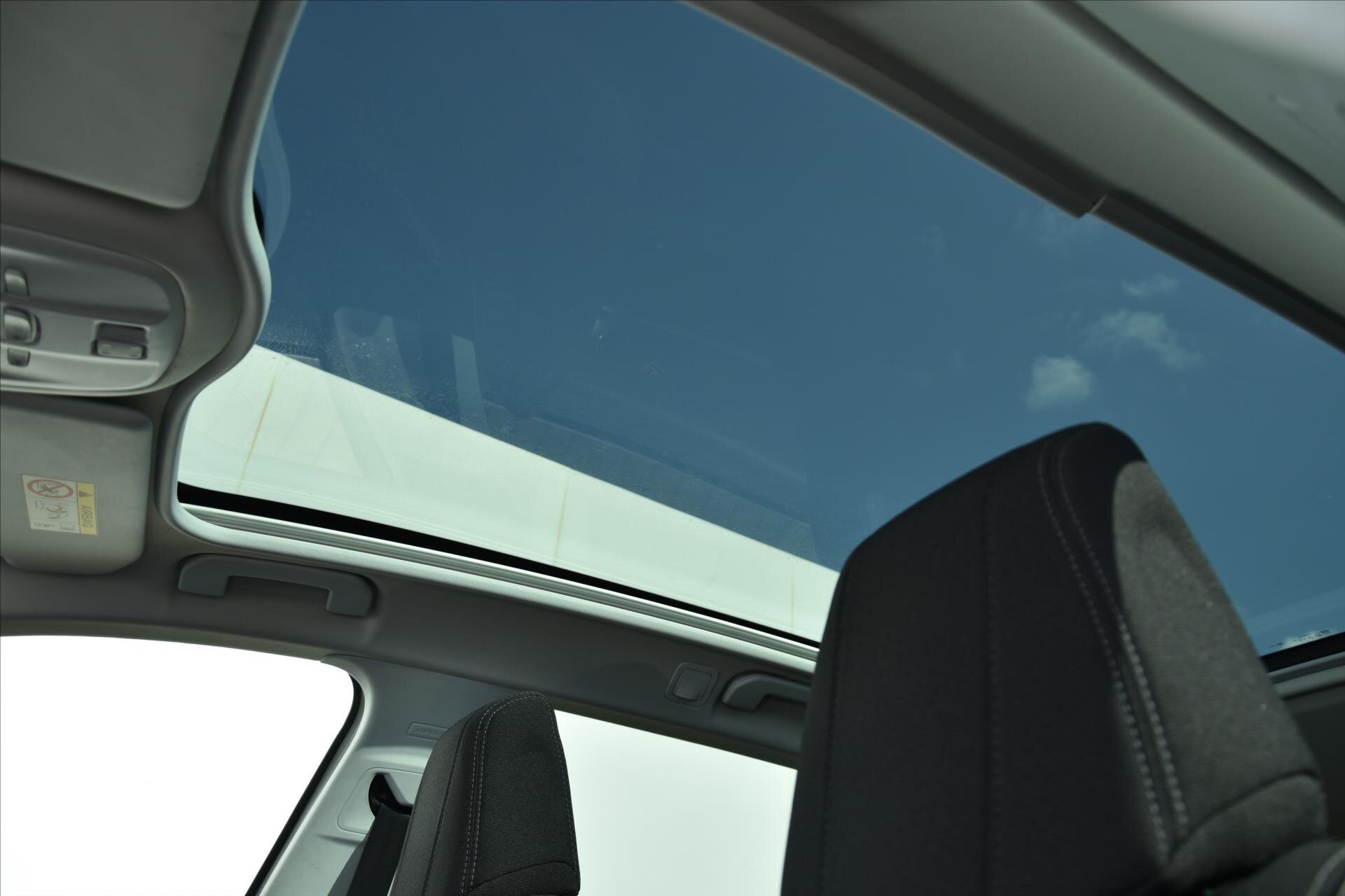 Peugeot 308 Kombi 1,5 l 96 kw