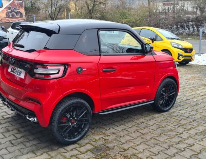 Ligier JS 50 Hatchback 0,0 6 kw