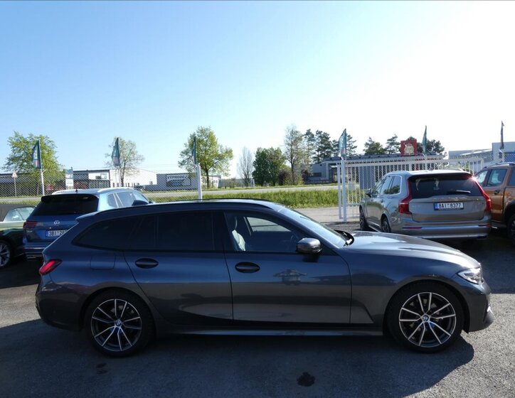 BMW Řada 3 8