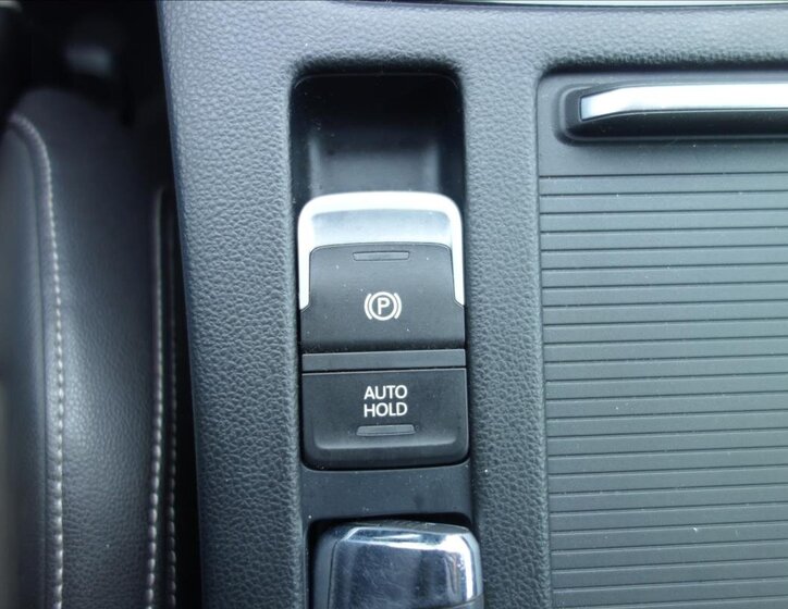 Volkswagen Passat Sedan 2,0 l 140 kw