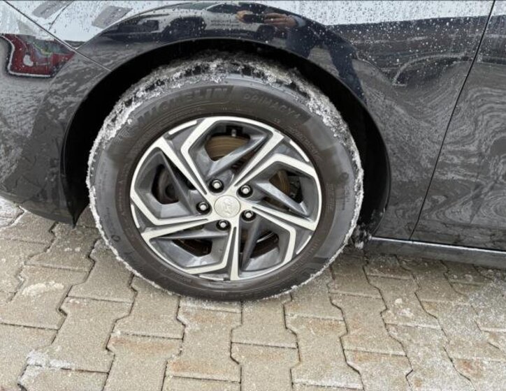 Hyundai i30 Kombi 998,0 88 kw