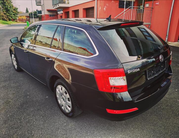 Škoda Octavia 9