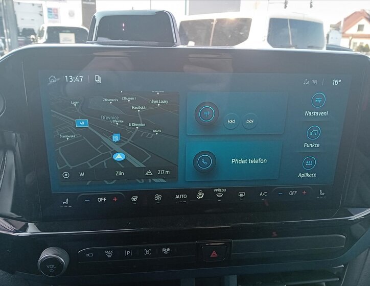 Ford Tourneo Custom Kombi 2,0 l 125 kw