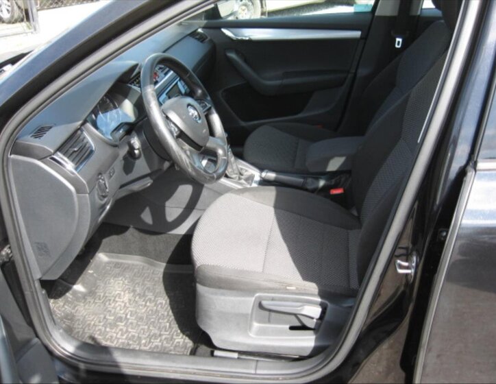 Škoda Octavia Kombi 2,0 l 110 kw