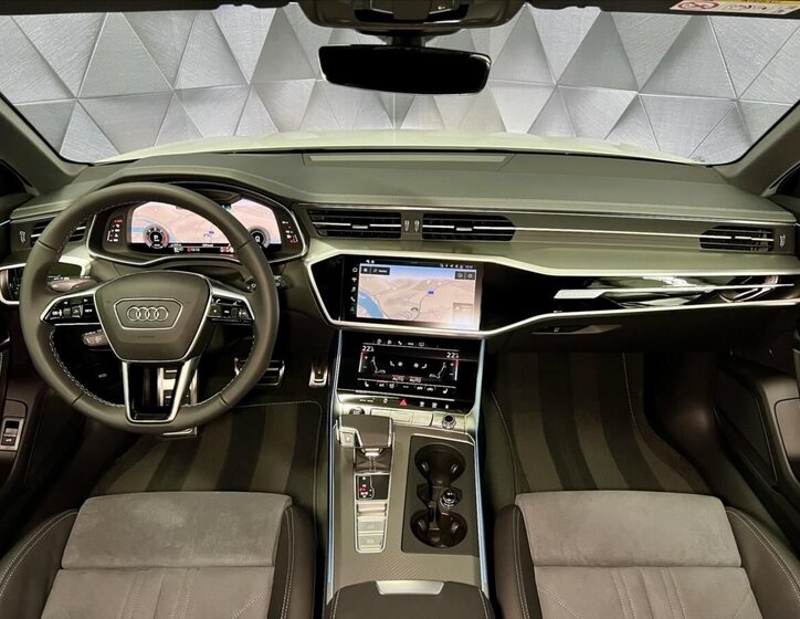 Audi A6 Allroad Kombi 3,0 l 210 kw