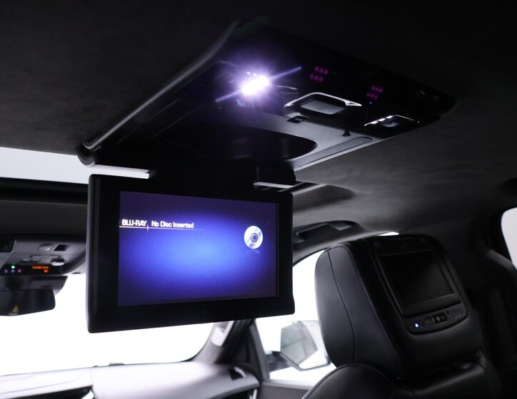 Cadillac Escalade SUV / Terénní 6,2 l 313 kw