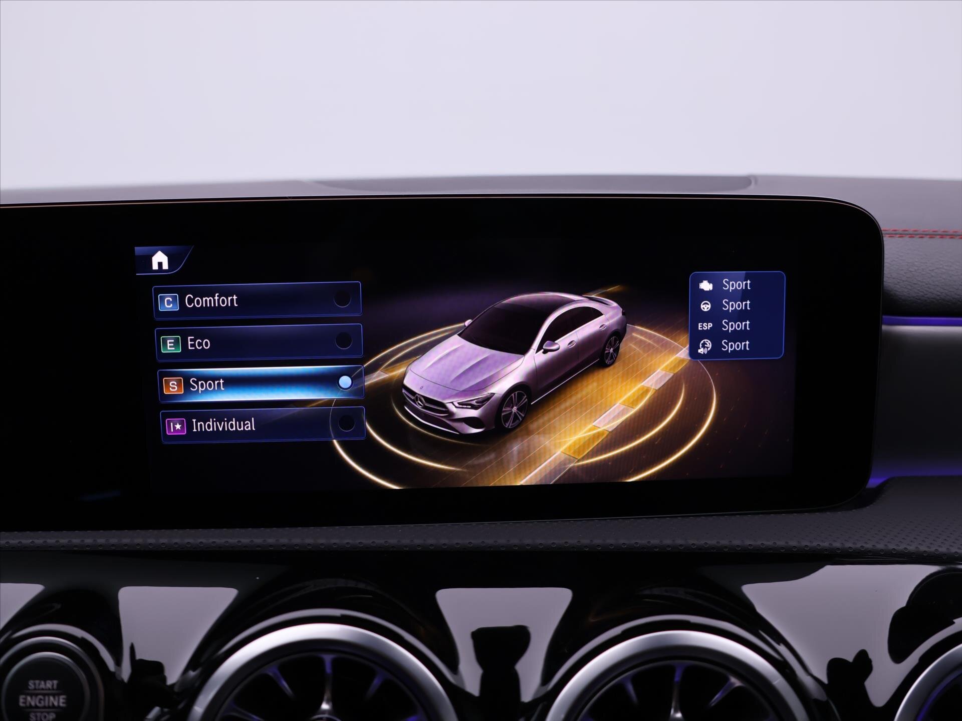 Mercedes-Benz CLA Kupé 1,3 l 120 kw