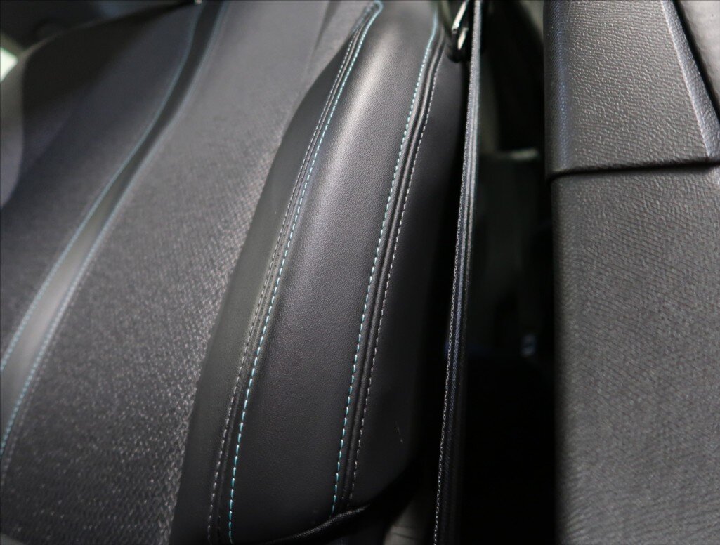 Peugeot 308 Kombi 1,5 l 96 kw