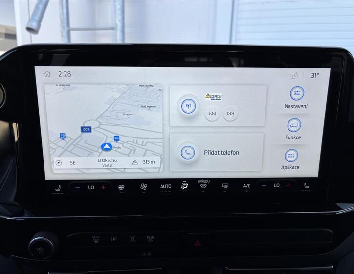 Ford Tourneo Custom 27