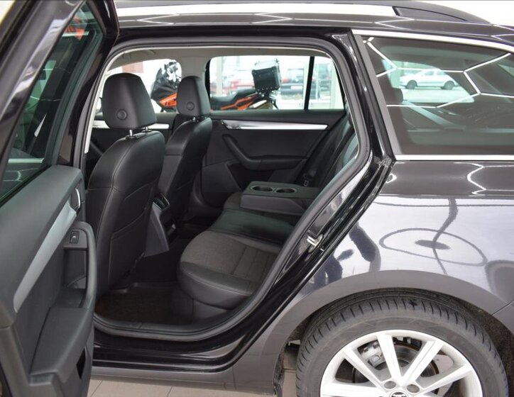 Škoda Octavia Kombi 2,0 l 110 kw