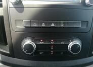 Mercedes-Benz Vito 19