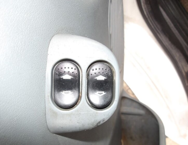 Ford Transit Skříň 2,4 l 103 kw