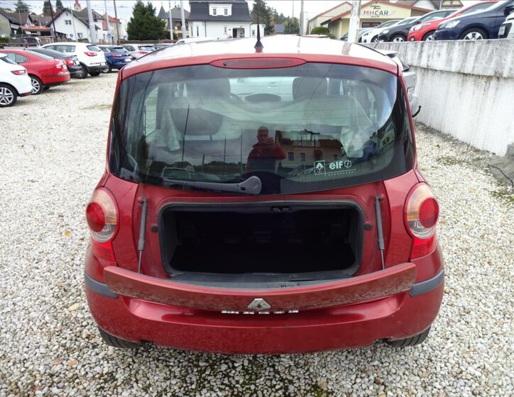 Renault Modus Kombi 1,1 l 55 kw