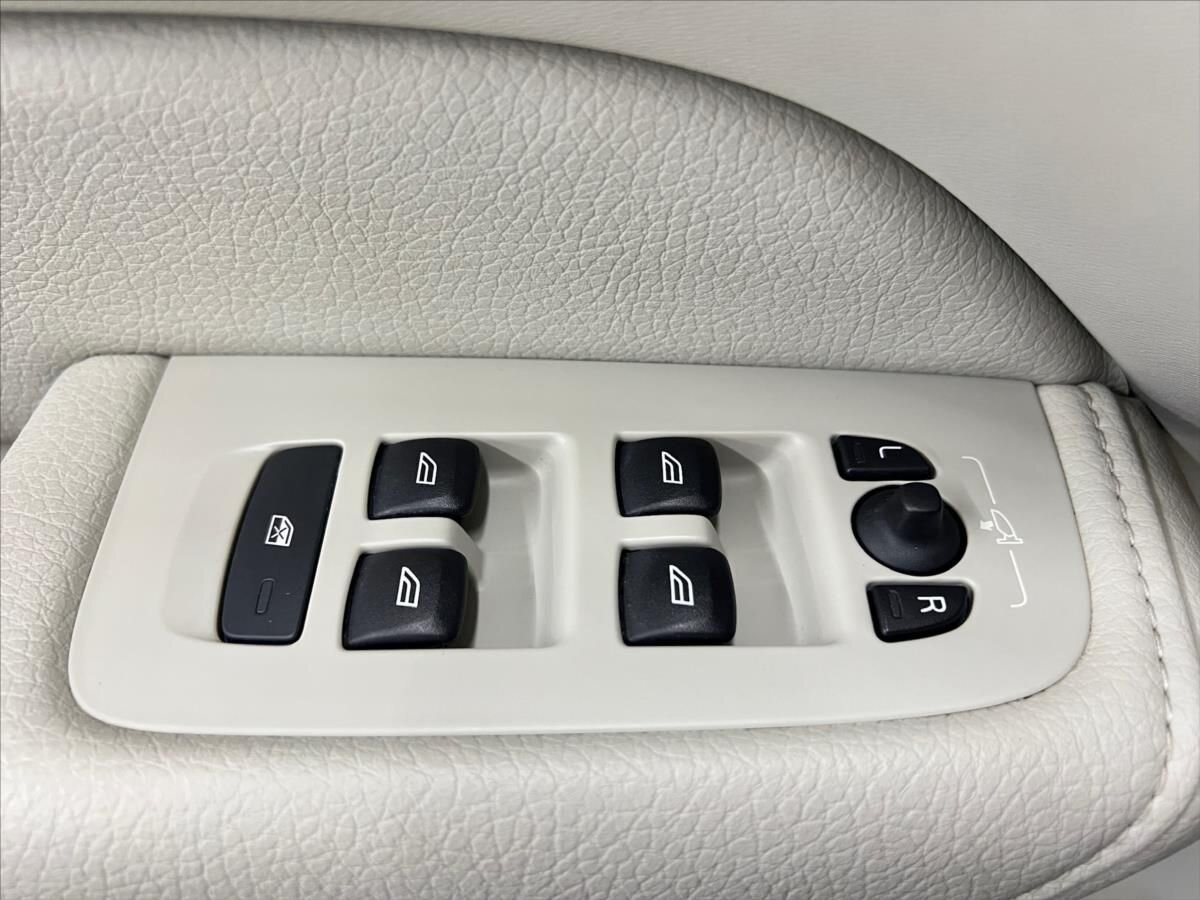 Volvo XC60 SUV 2,0 l 186 kw