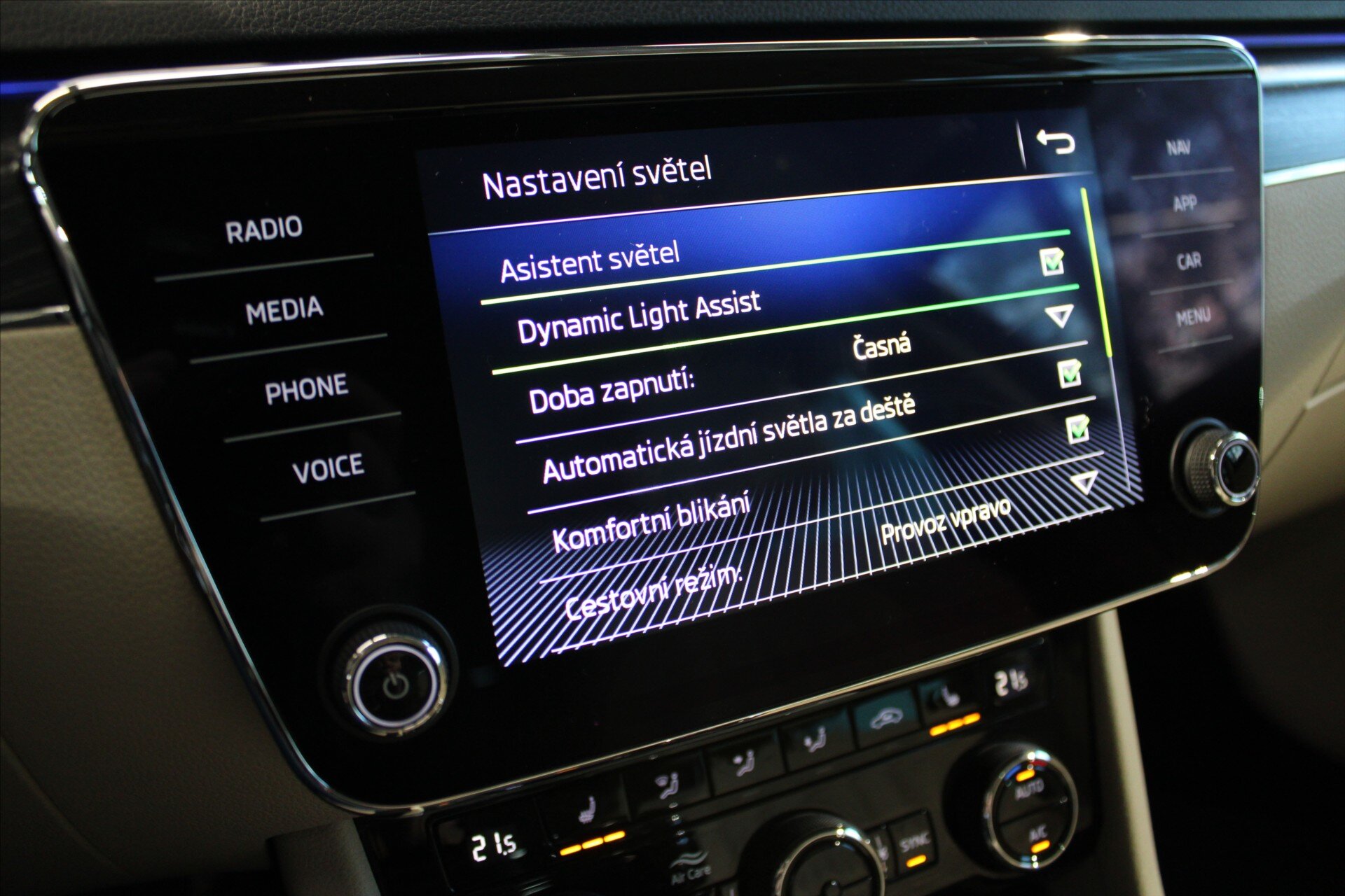 Škoda Superb Kombi 2,0 l 140 kw