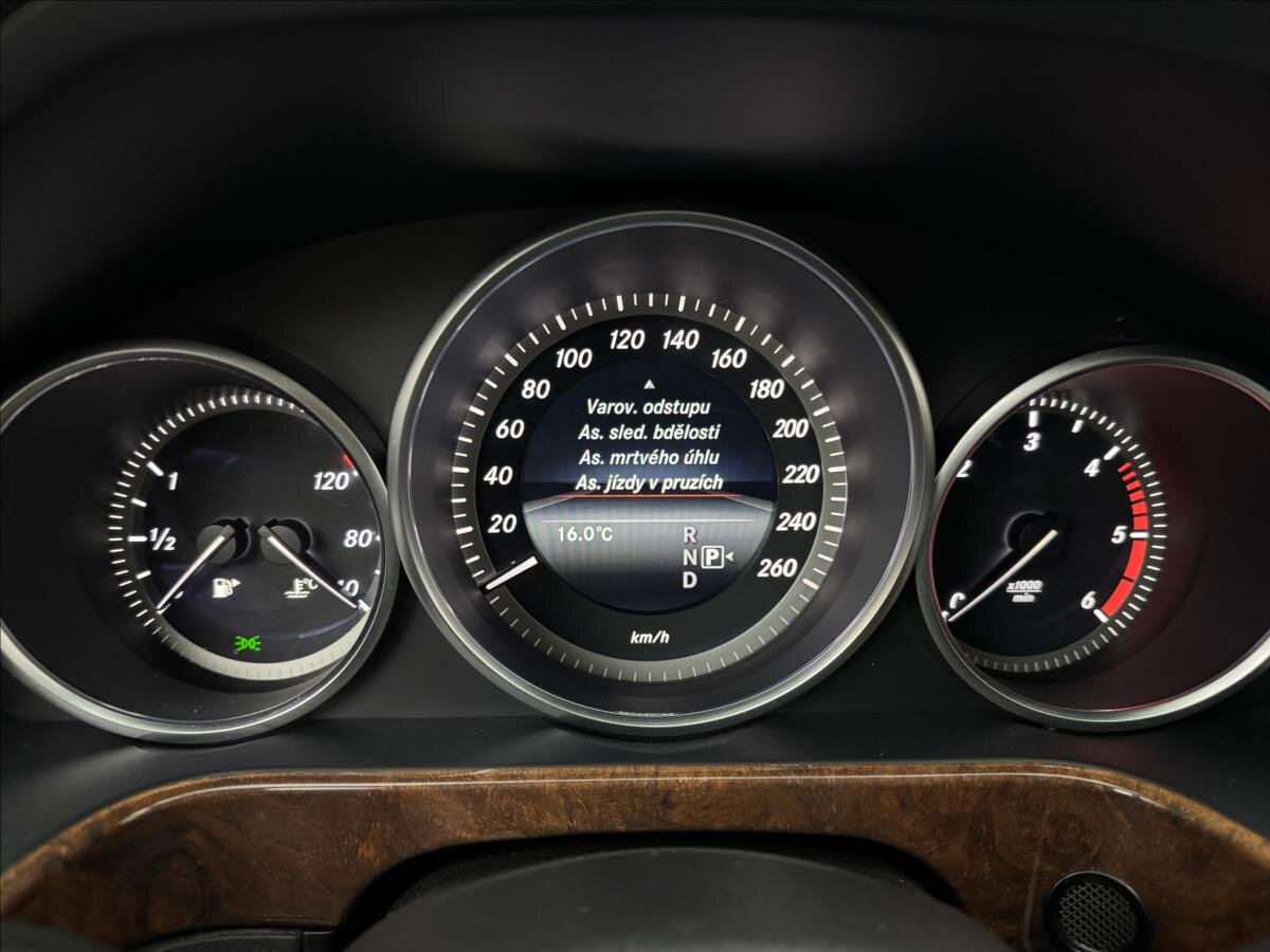Mercedes-Benz Třídy E Kombi 3,0 l 170 kw