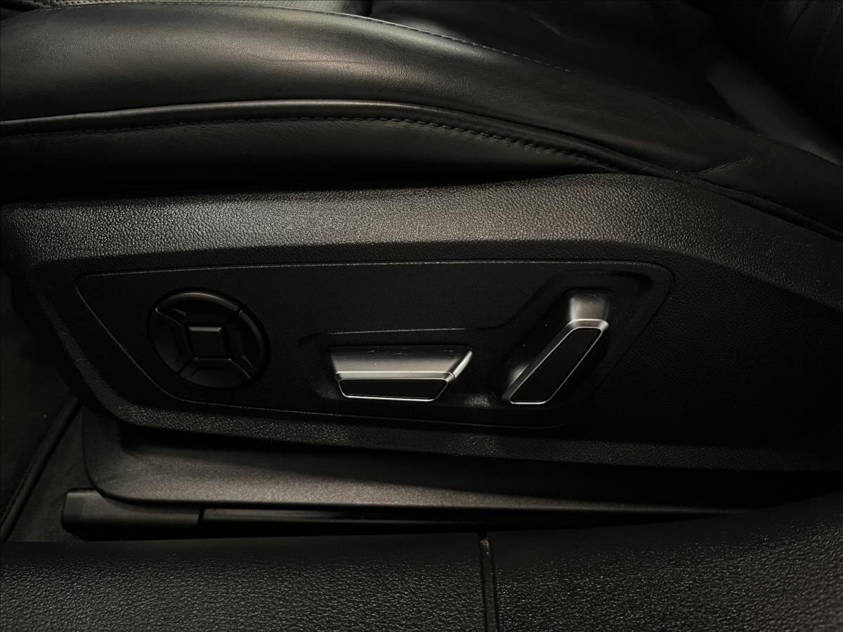 Audi A6 Allroad Kombi 3,0 l 210 kw