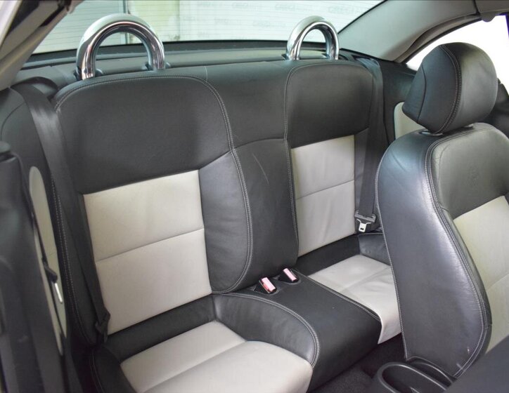 Peugeot 207 Kabriolet 1,6 l 88 kw