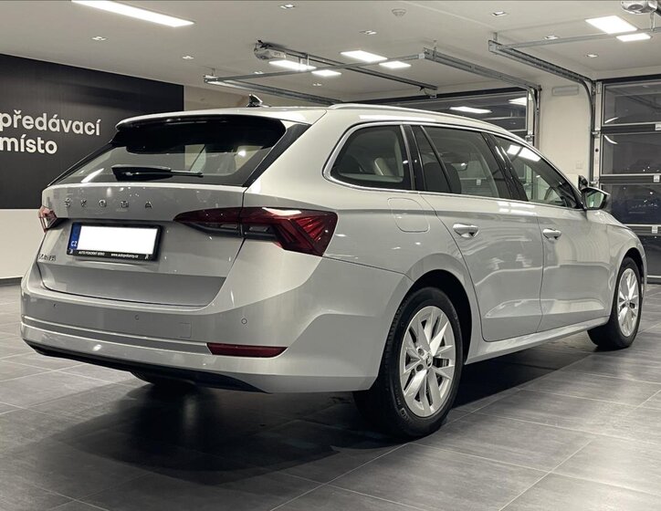Škoda Octavia Kombi 2,0 l 85 kw