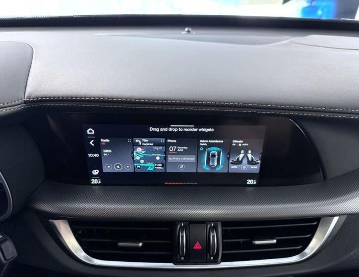 Alfa Romeo Stelvio 11