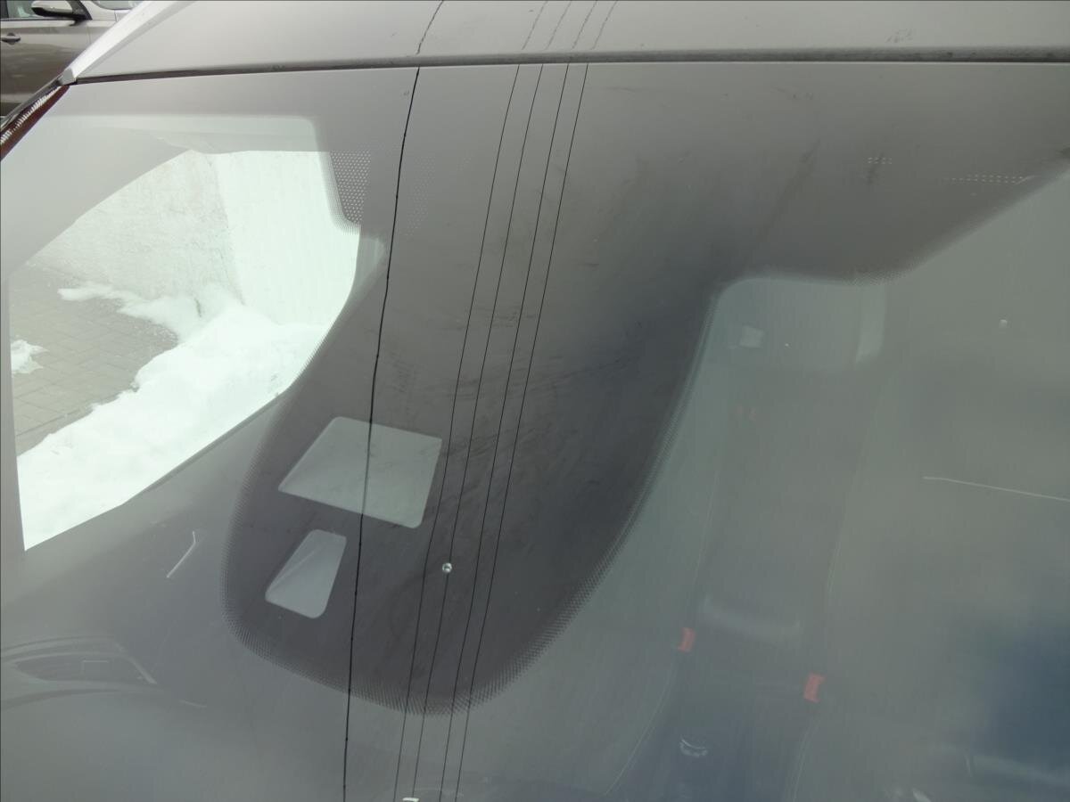 Ford Tourneo Connect MPV 998,0 74 kw