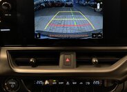 Lexus UX 300h Hatchback 2,0 l 146 kw