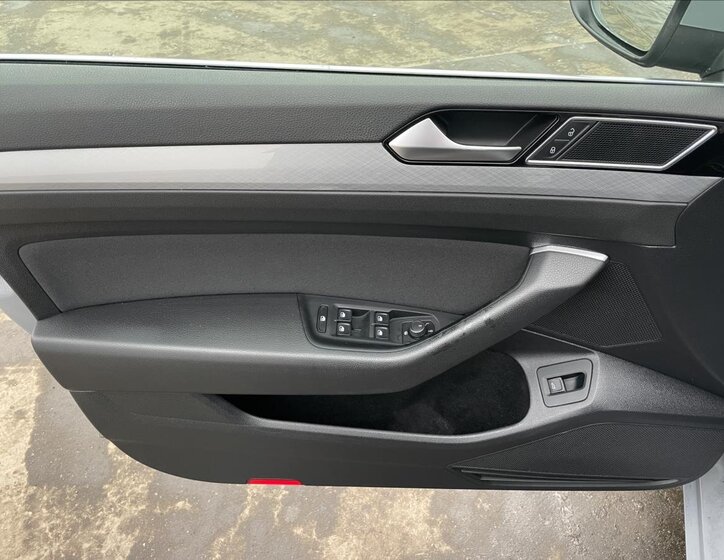 Volkswagen Passat Kombi 2,0 l 110 kw