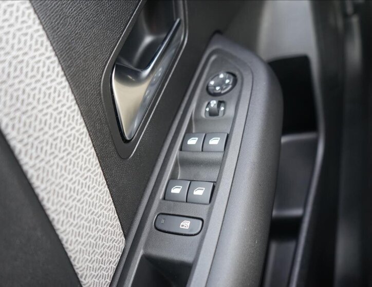 Citroën C4 Hatchback 1,2 l 96 kw