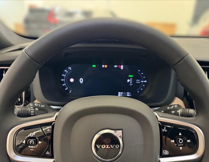 Volvo XC60 SUV 2,0 l 258 kw