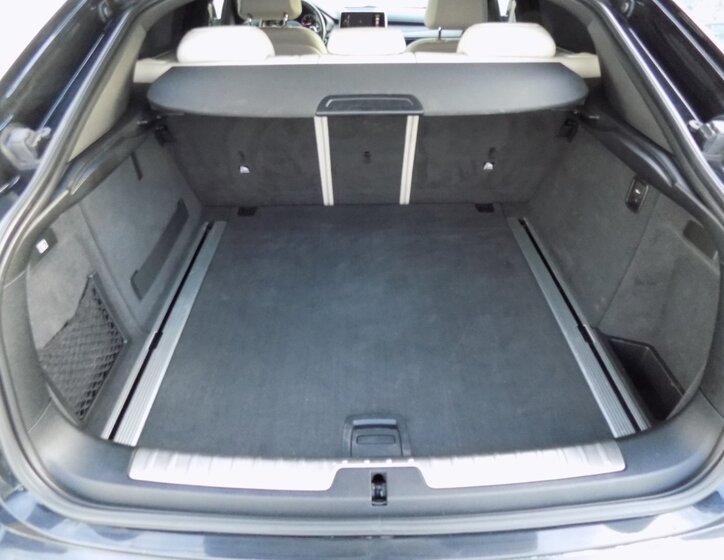 BMW X6 SUV / Terénní 3,0 l 190 kw