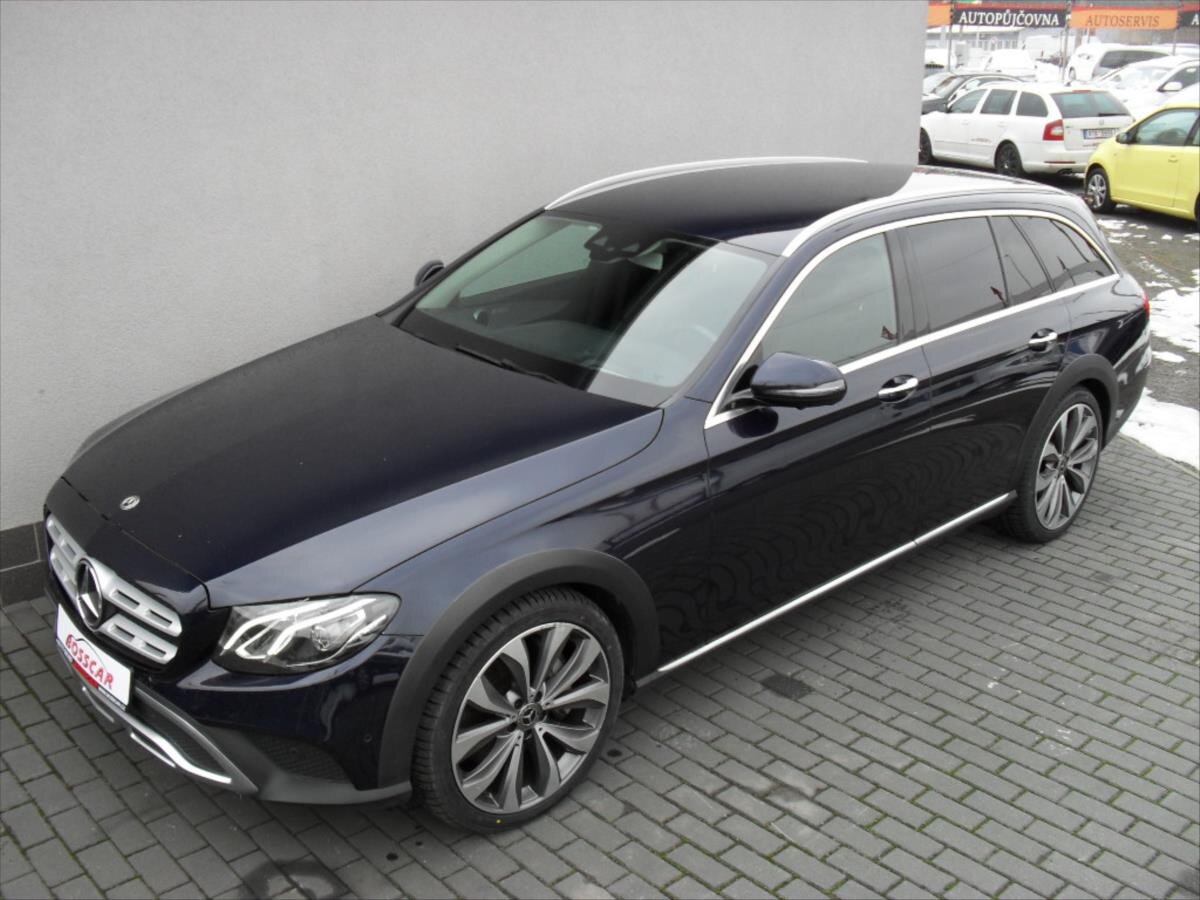 Mercedes-Benz Třídy E Kombi 3,0 l 190 kw