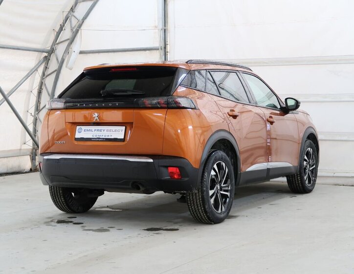 Peugeot 2008 SUV 1,2 l 74 kw