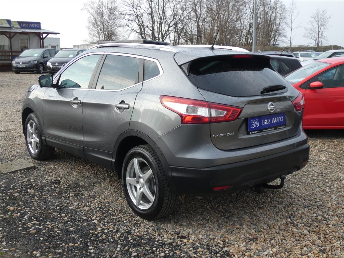 Nissan Qashqai SUV / Terénní 1,2 l 85 kw