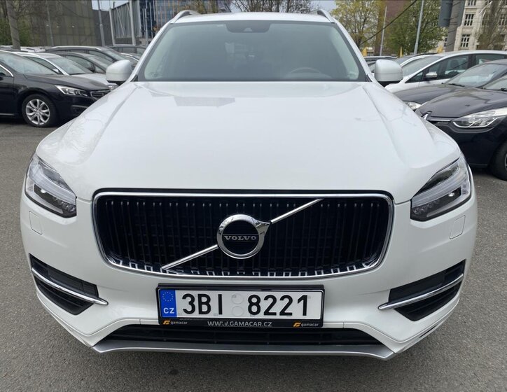 Volvo XC90 SUV / Terénní 2,0 l 173 kw