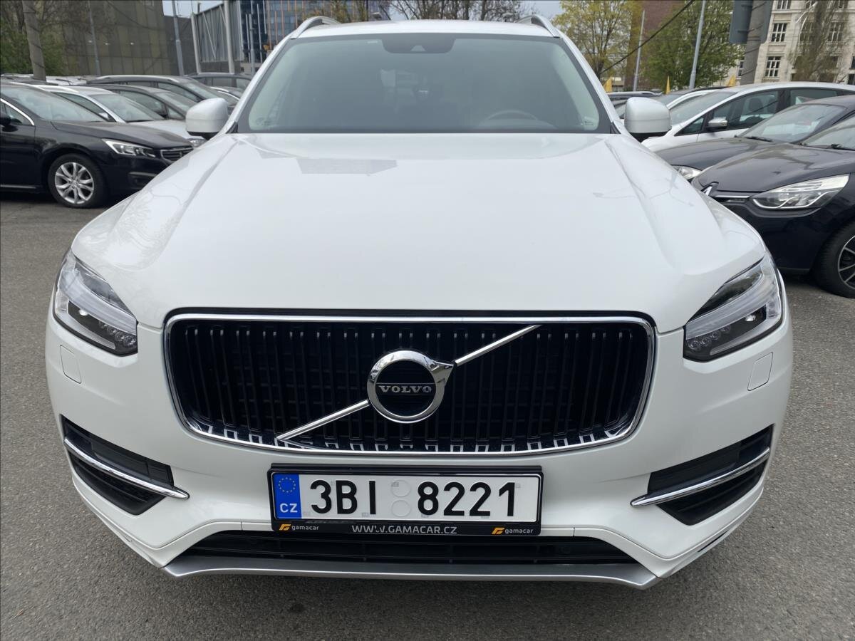 Volvo XC90 SUV / Terénní 2,0 l 173 kw