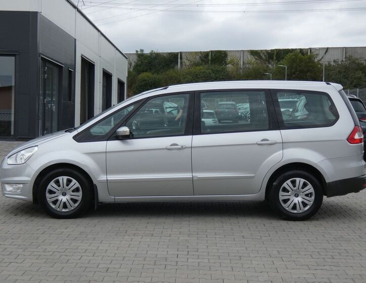 Ford Galaxy 5