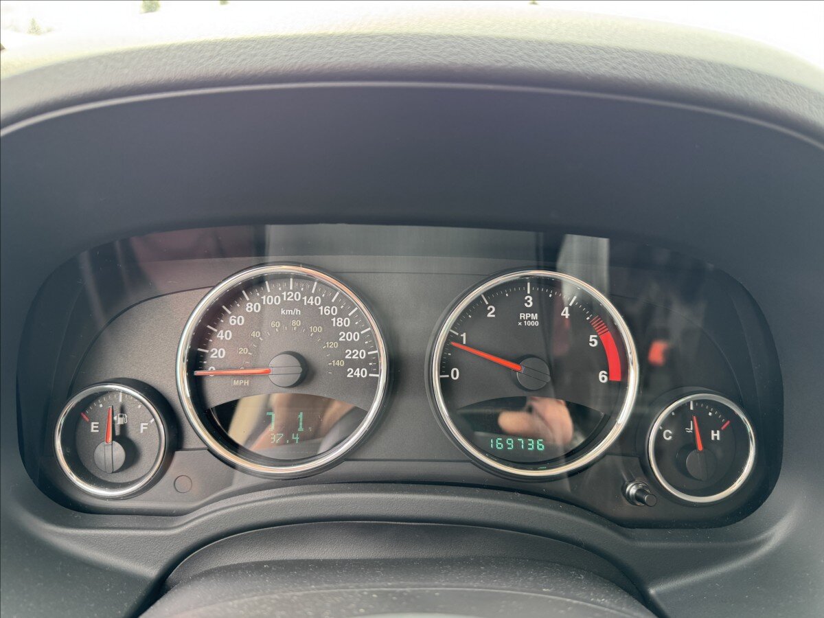 Jeep Compass SUV / Terénní 2,1 l 100 kw