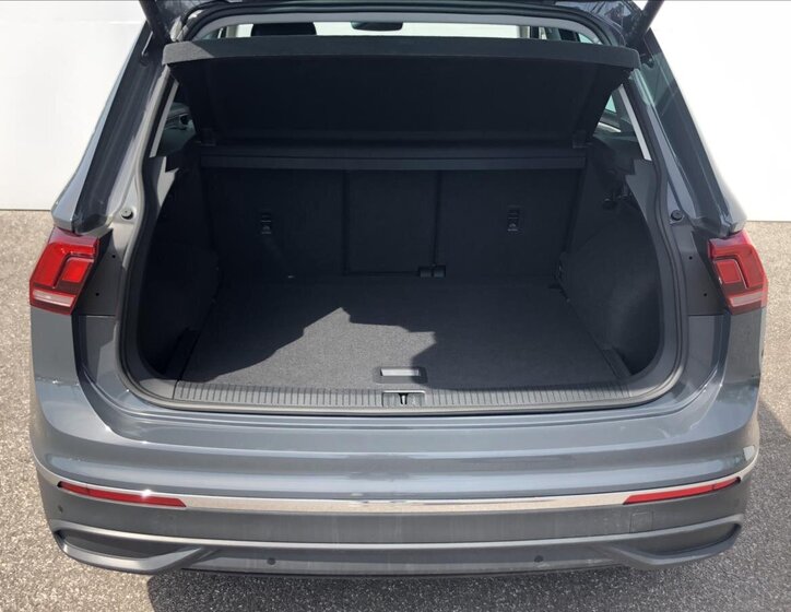 Volkswagen Tiguan 11