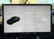 Tesla Model 3 Sedan / Limuzína 0,0 239 kw