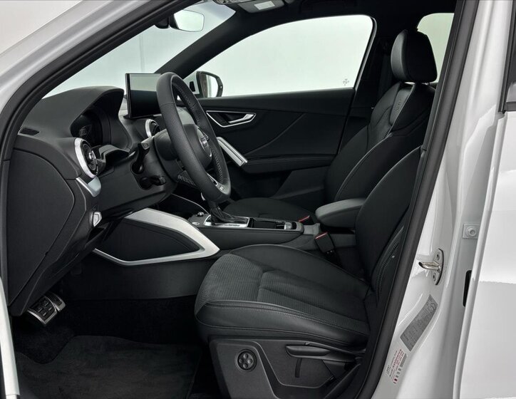 Audi Q2 SUV / Terénní 1,5 l 110 kw