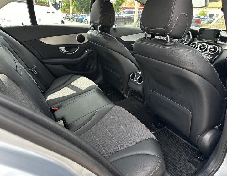 Mercedes-Benz Třídy C 16