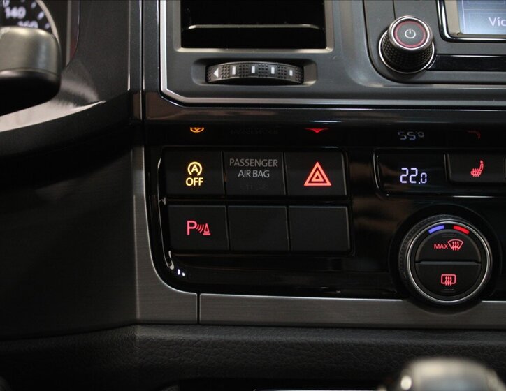 Volkswagen Multivan 15