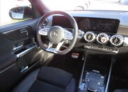 Mercedes-Benz GLB Kombi 2,0 l 225 kw