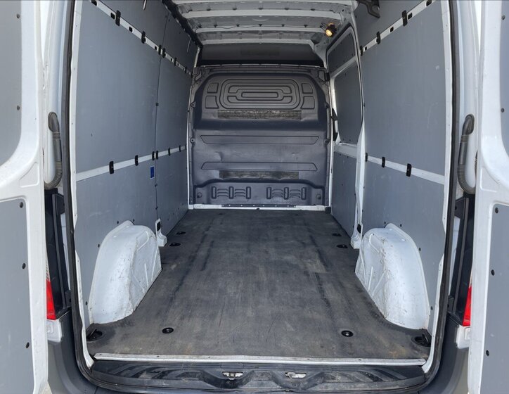 Mercedes-Benz Sprinter Skříň 2,1 l 105 kw